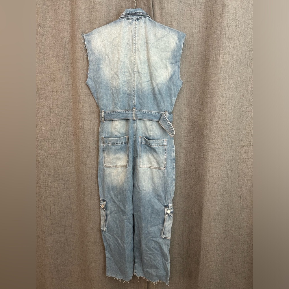 NWT BLANKNYC Sleeveless Denim Cargo Jumpsuit Size Small - Picture 6 of 9